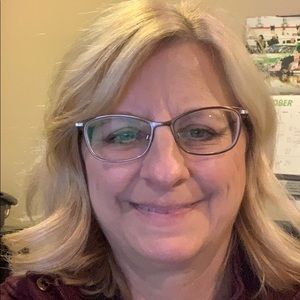 Meet your Posher, Beth